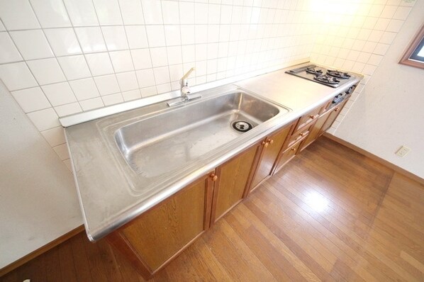 プラザマノワールD棟の物件内観写真